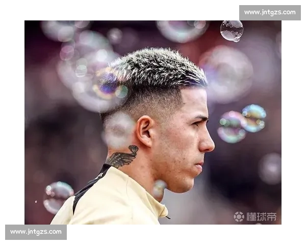 攻防一体！恩佐关键传球定胜局 拼抢积极但效率待打磨